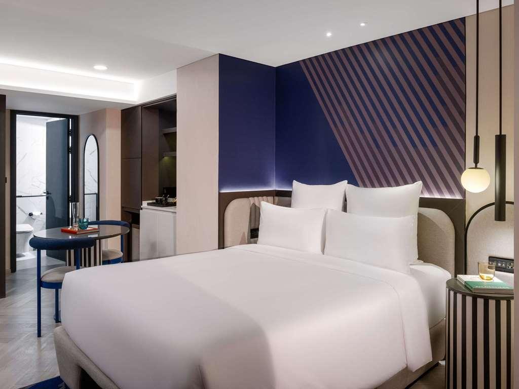 Tribe Living Bangkok Sukhumvit 39 By Accorhotels Стая снимка