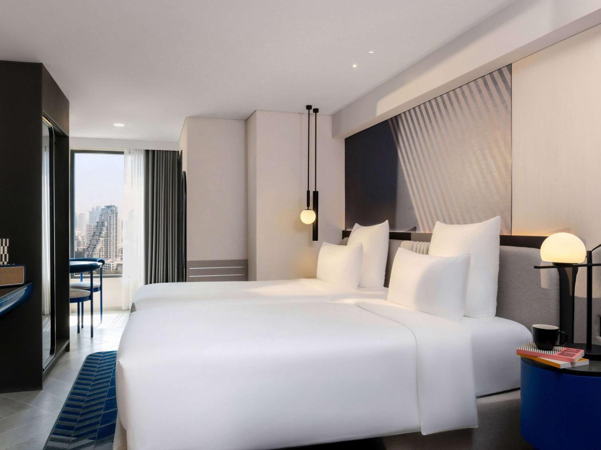 Tribe Living Bangkok Sukhumvit 39 By Accorhotels Екстериор снимка