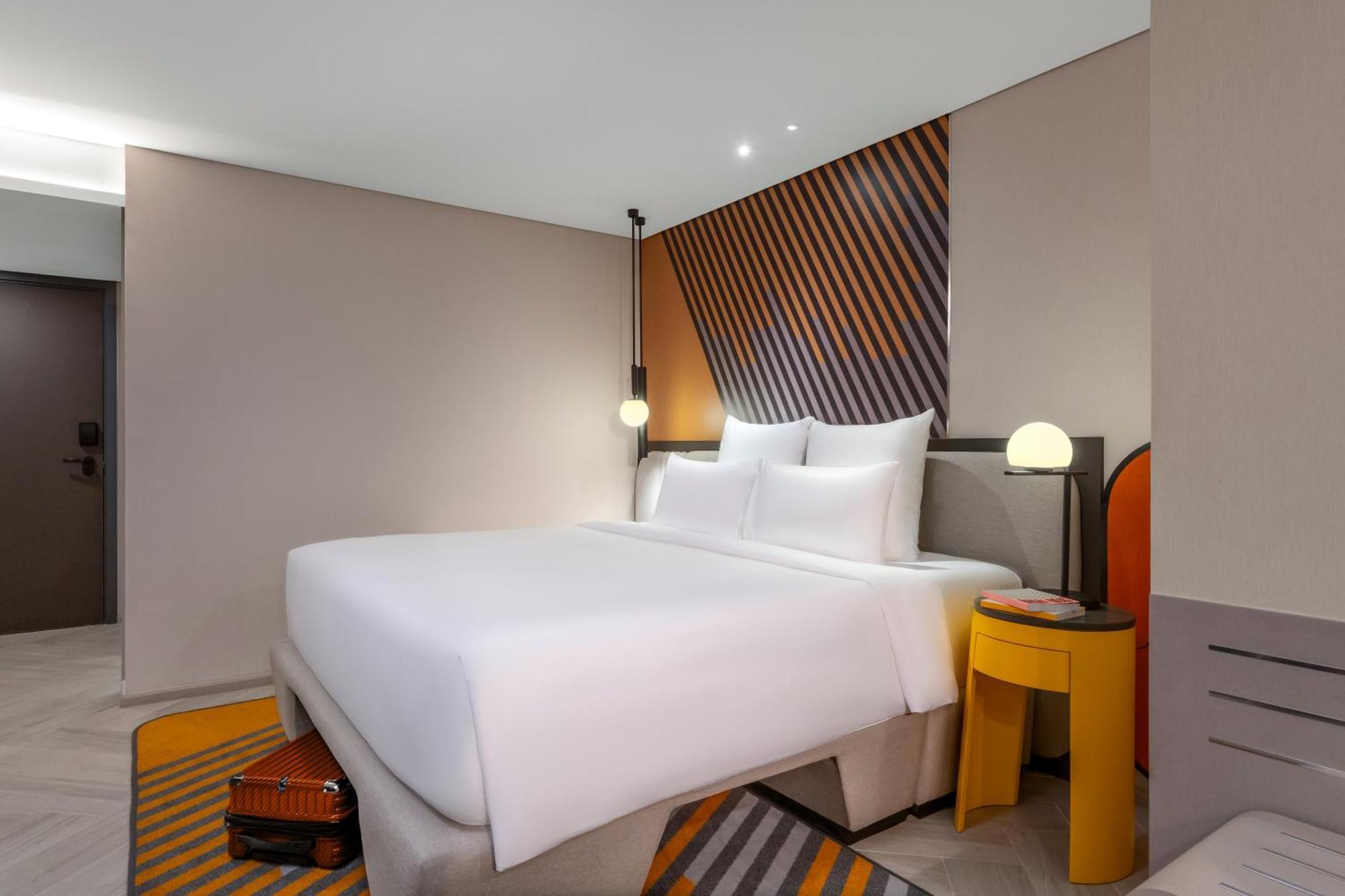 Tribe Living Bangkok Sukhumvit 39 By Accorhotels Екстериор снимка